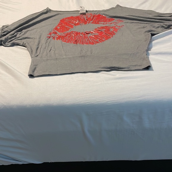 Shirt - Picture 7 of 9